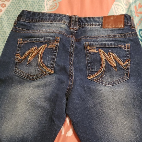 Maurice Jean's size 3/4 short - Picture 2 of 3